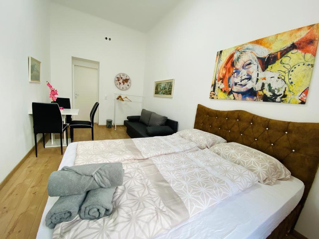 Deluxe Quad Room Dw Viena Exterior foto